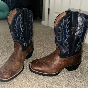 Men’s Ariat cowboy boots